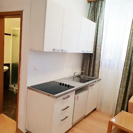 Sveti Lovro Apartment